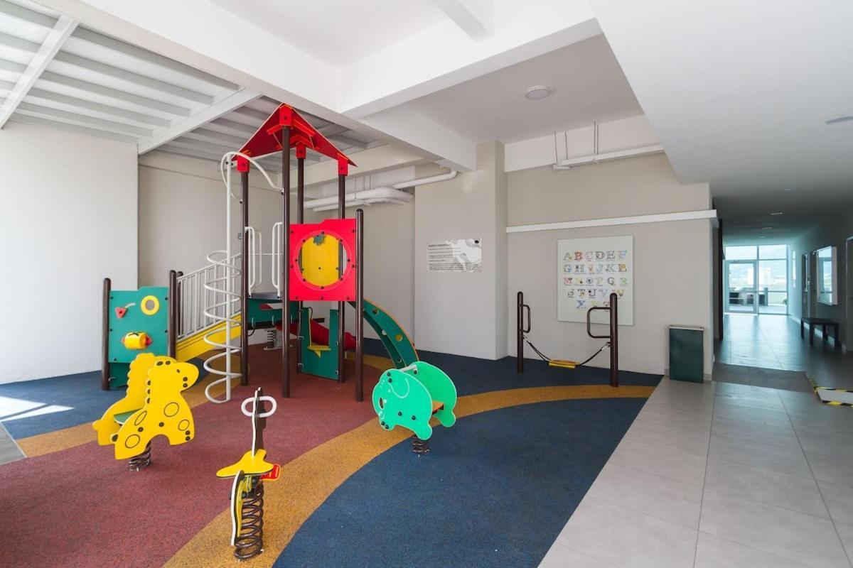 Deluxe And Feel Like A Home 1, 3-6 Pax ,Netflix, Georgetown Экстерьер фото